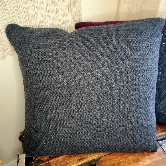 2 Pc ARAN MOR Ireland Decorative Throw Pillow 100% Merino Wool Charcoal Burgundy - Picture 7 of 13